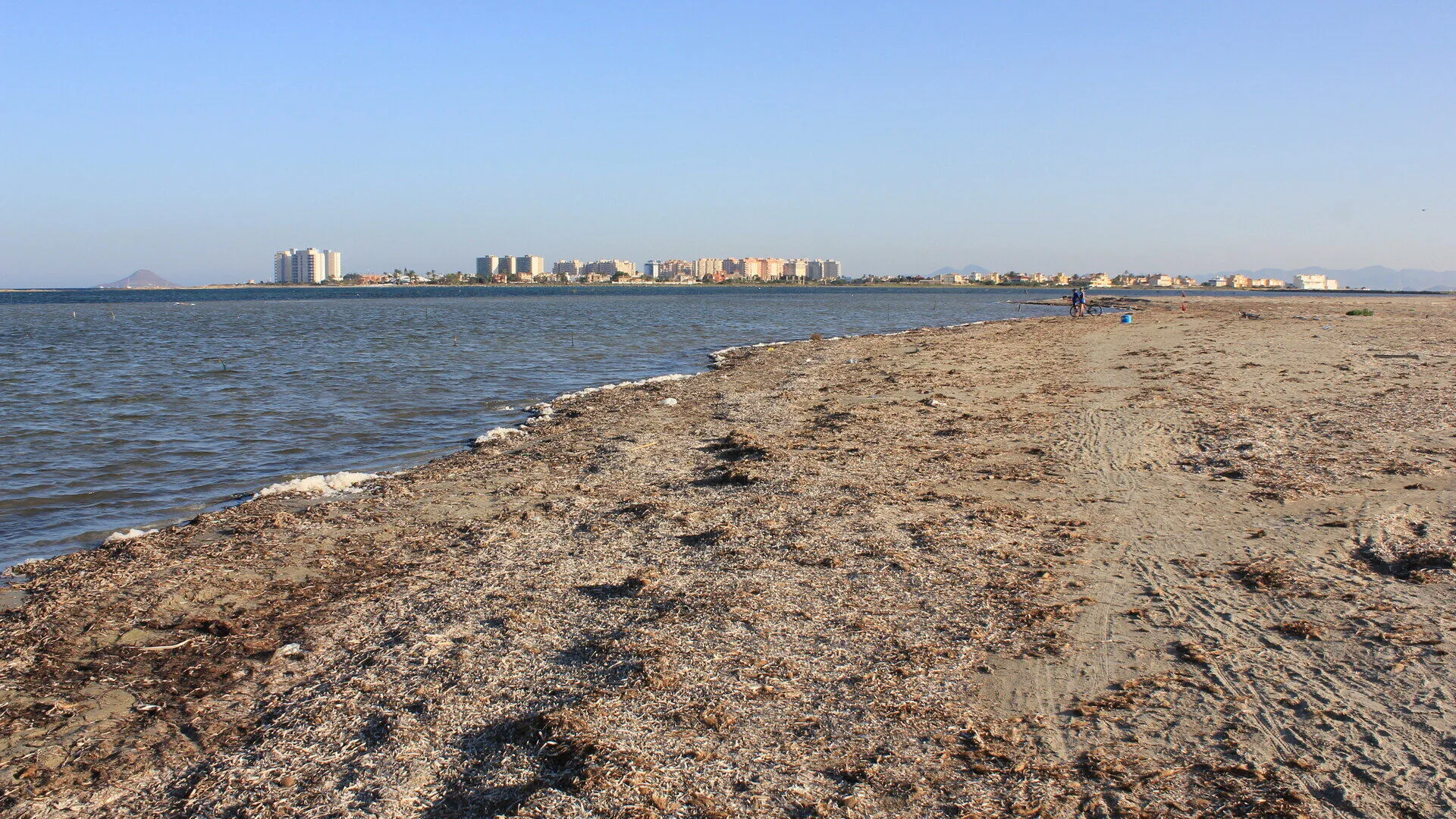 Die Nehrung La Manga am Mar Menor, Murcia, 2013. Foto: Øyvind Holmstad, CC BY-SA 3.0